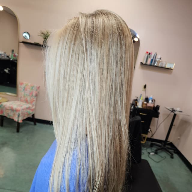 💫 Mother’s Day Mini Glow Up at Sarah's Bloom & Glow Beauty Haven in Goldsboro, NC